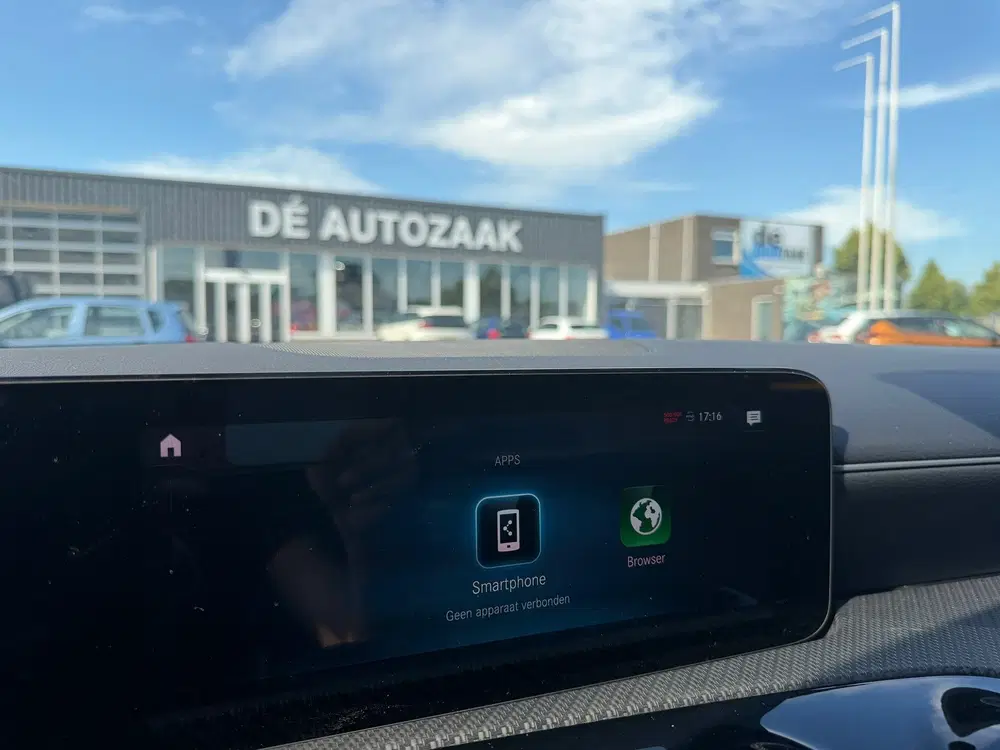 Mercedes-Benz A-Klasse 250 e Luxury Line Plug-In Hybrid uit 2022, foto 20