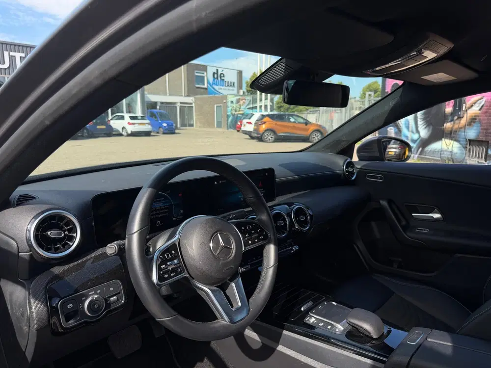 Mercedes-Benz A-Klasse 250 e Luxury Line Plug-In Hybrid uit 2022, foto 7