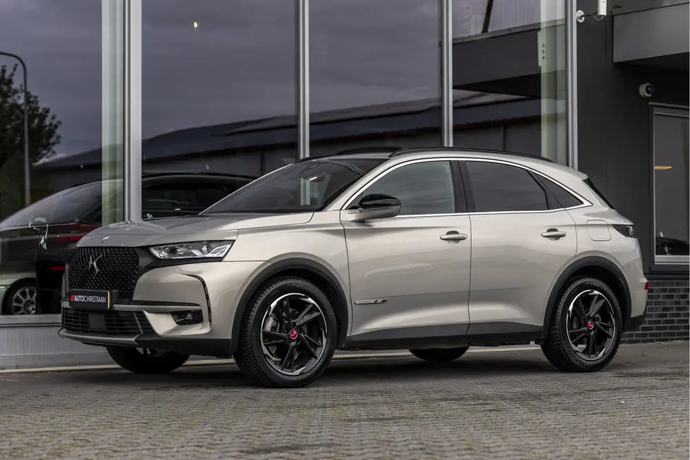 DS Automobiles DS 7 Crossback DS 7 Crossback E-Tense Performance Line uit 2023, foto 15