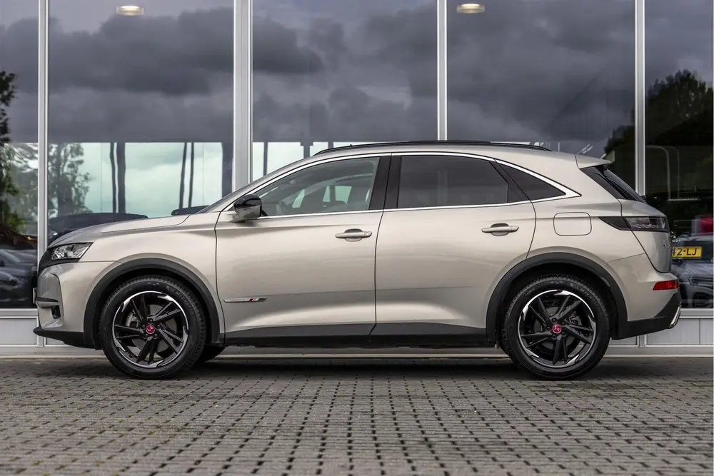 DS Automobiles DS 7 Crossback DS 7 Crossback E-Tense Performance Line uit 2023, foto 5