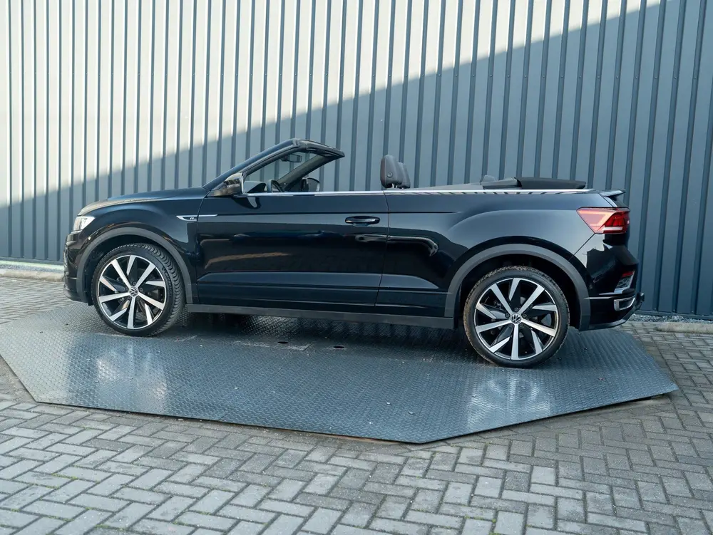 Volkswagen T-Roc Cabrio 1.5 TSI R-Line | Beats | Trekhaak af uit 2021, foto 3