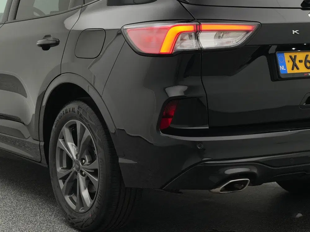 Ford Kuga ST-Line X 2.5 PHEV 225pk uit 2023, foto 16