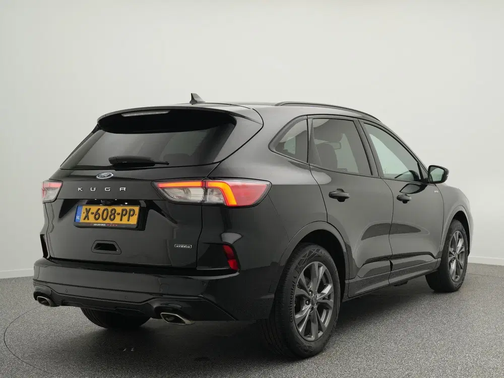 Ford Kuga ST-Line X 2.5 PHEV 225pk uit 2023, foto 2