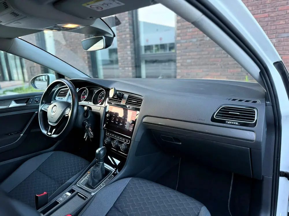 Volkswagen Golf 1.5 TSI Comfortline 131pk 2019 Wit DSG Led uit 2019, foto 10