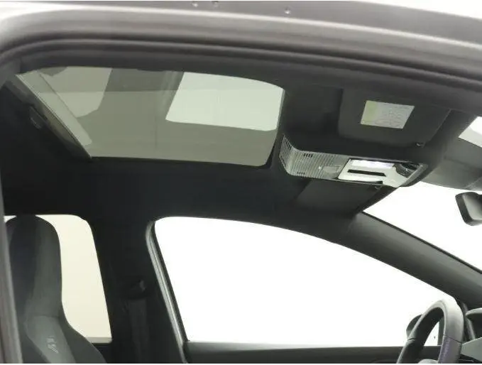 Volkswagen Golf 1.5 eTSI R-Line Business | APPLE CARPLAY | P uit 2024, foto 10
