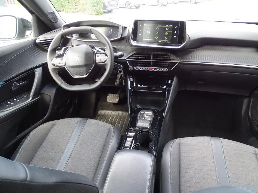 Peugeot 2008 1.2 PURETECH GT 130Pk-Automaat-Carplay-Nav uit 2023, foto 6