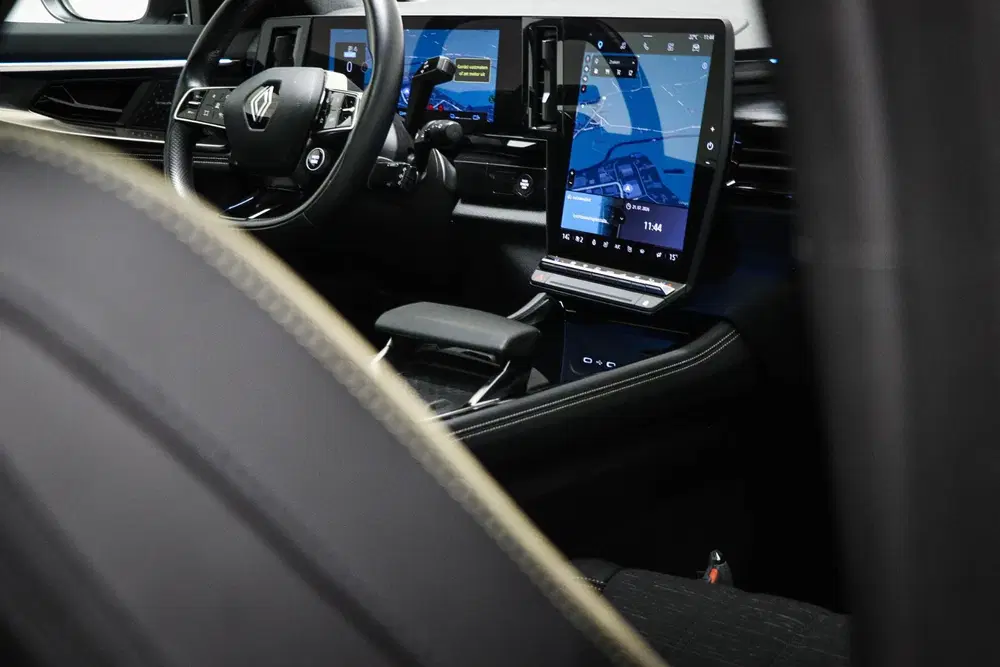 Renault Austral 1.2 E-Tech full hybrid 200 iconic uit 2023, foto 16