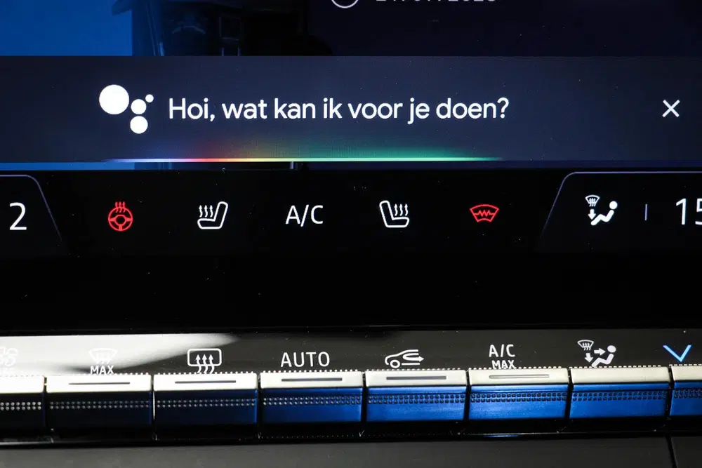 Renault Austral 1.2 E-Tech full hybrid 200 iconic uit 2023, foto 9