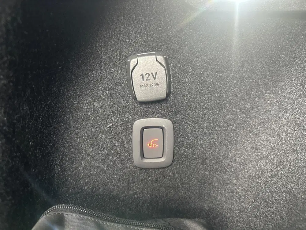 Volvo EX30 Single Motor Extended Range Plus 69 kWh uit 2024, foto 13