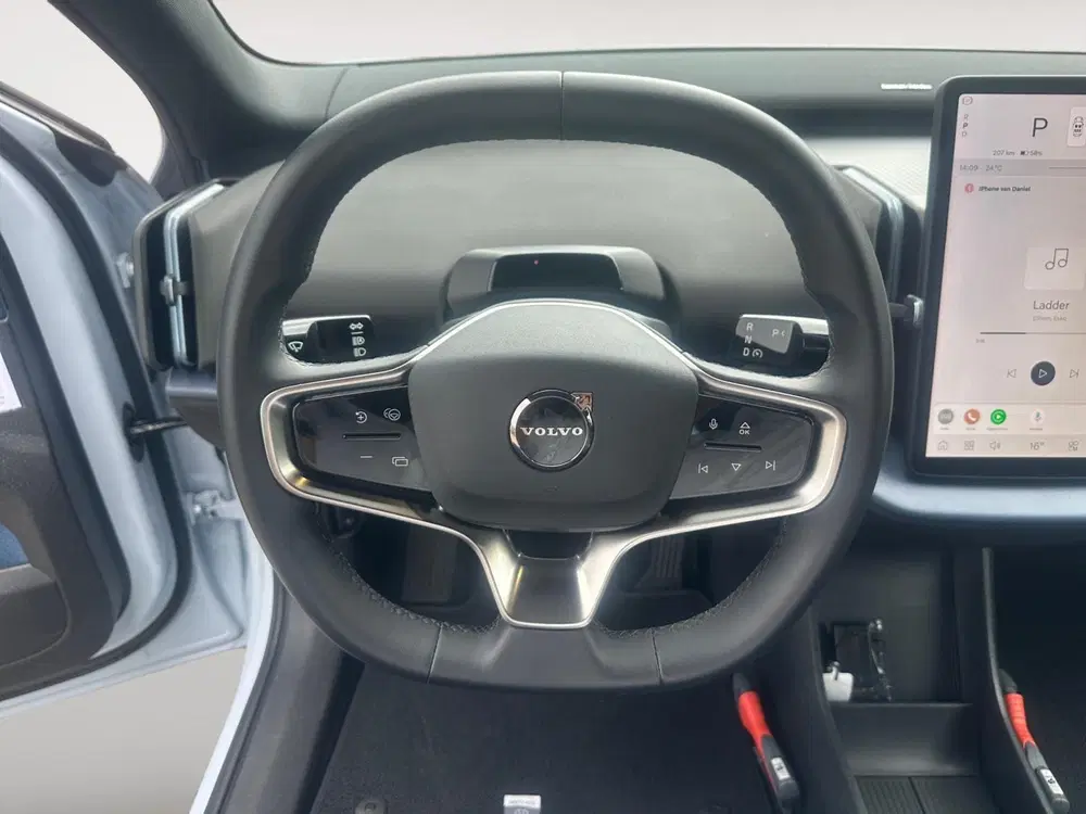 Volvo EX30 Single Motor Extended Range Plus 69 kWh uit 2024, foto 17