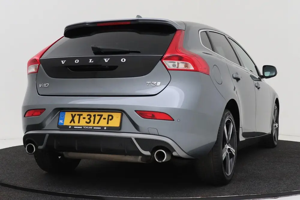 Volvo V40 1.5 T3 Polar+ Sport R-Design | Panoramadak | Org N uit 2019, foto 11