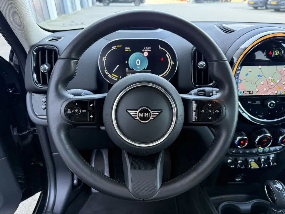 Mini Countryman 2.0 Cooper SE ALL4 Pano uit 2022, foto 12