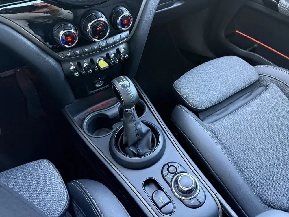 Mini Countryman 2.0 Cooper SE ALL4 Pano uit 2022, foto 18