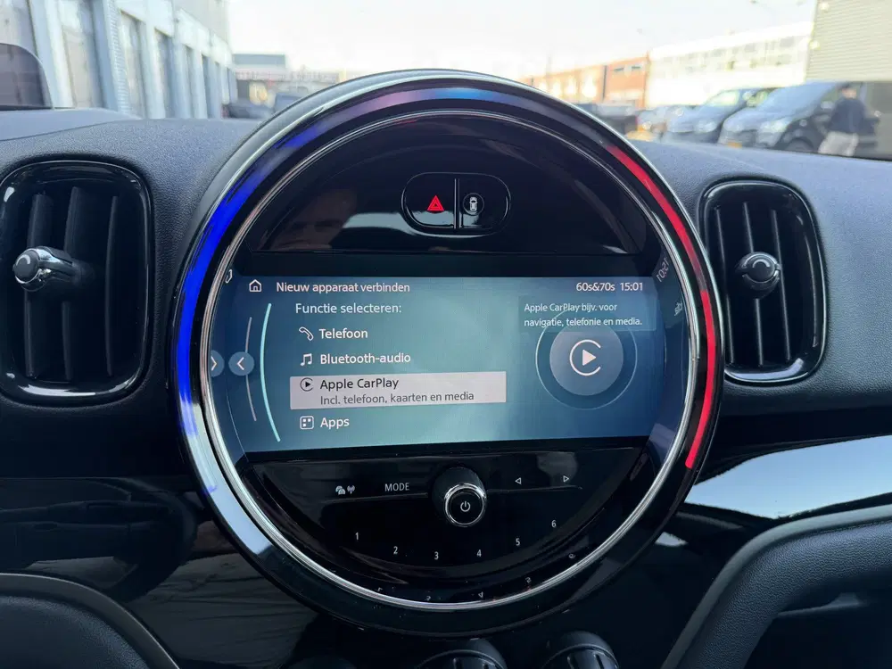 Mini Countryman 2.0 Cooper SE ALL4 Pano uit 2022, foto 19