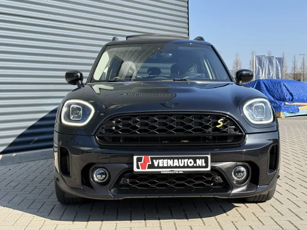 Mini Countryman 2.0 Cooper SE ALL4 Pano uit 2022, foto 2