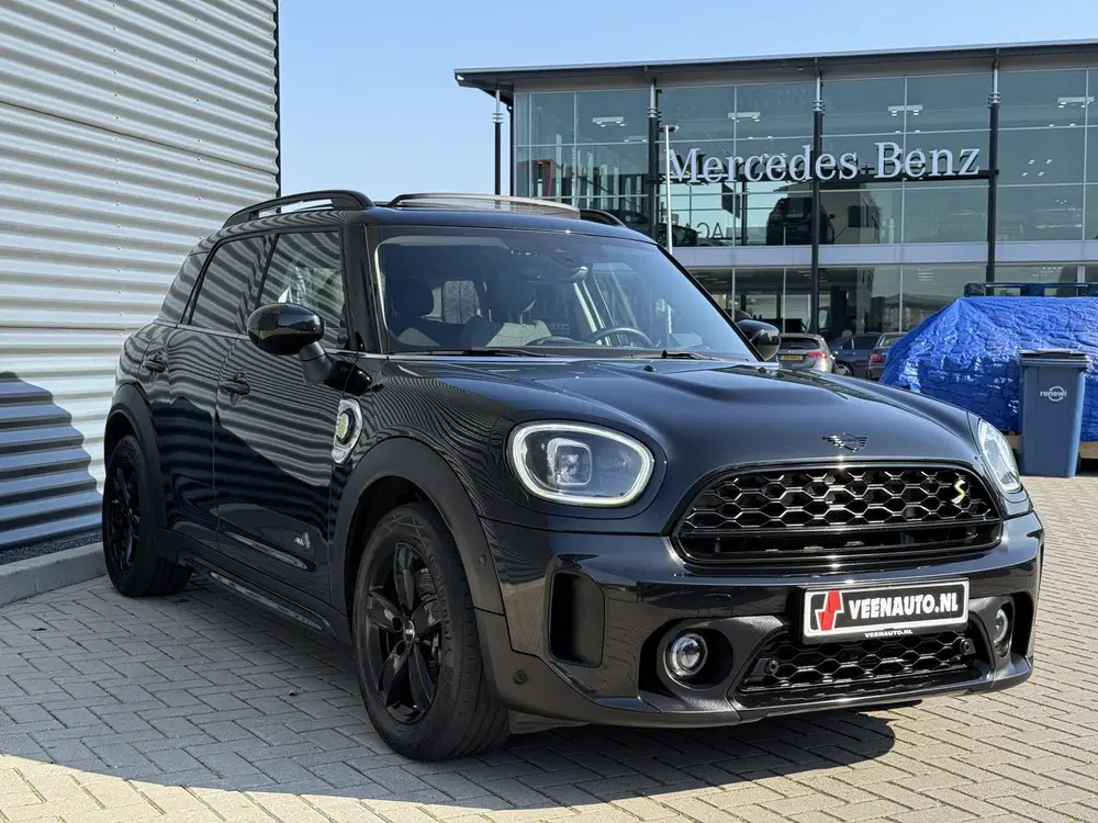 Mini Countryman 2.0 Cooper SE ALL4 Pano uit 2022, foto 3