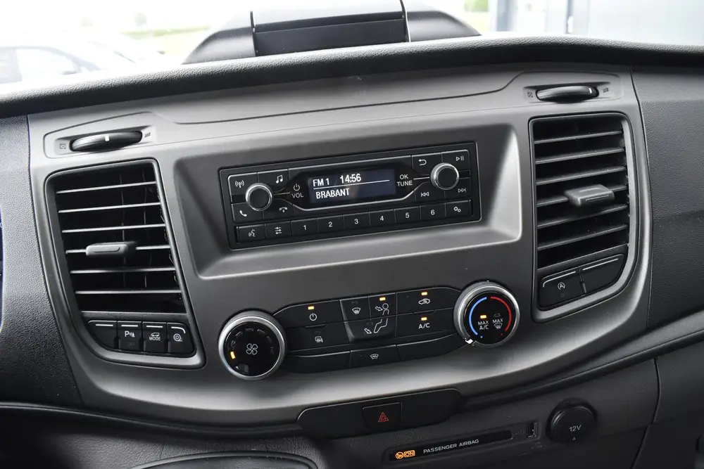 Ford Transit Custom 320 2.0 TDCI L2H1 Trend APPLE CARPLAY uit 2023, foto 6
