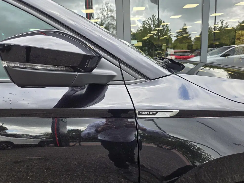 Skoda Karoq 1.5 TSI ACT Sportline Business uit 2021, foto 15