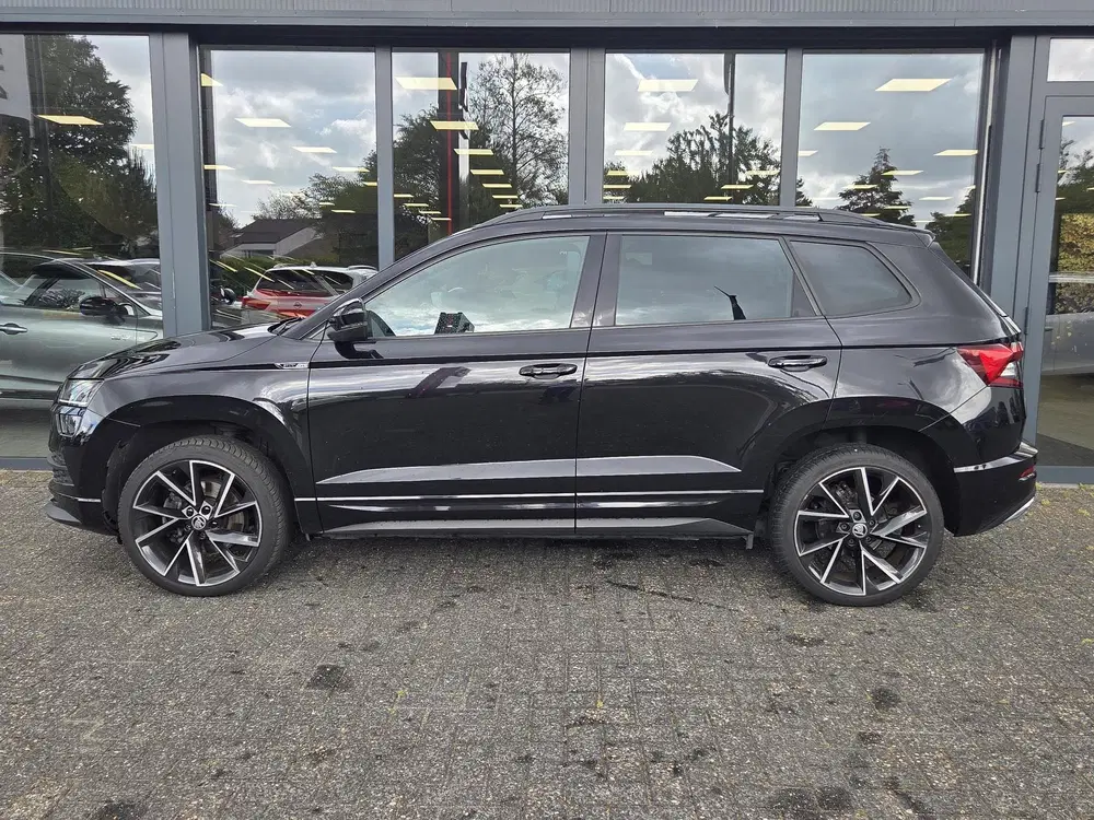 Skoda Karoq 1.5 TSI ACT Sportline Business uit 2021, foto 17