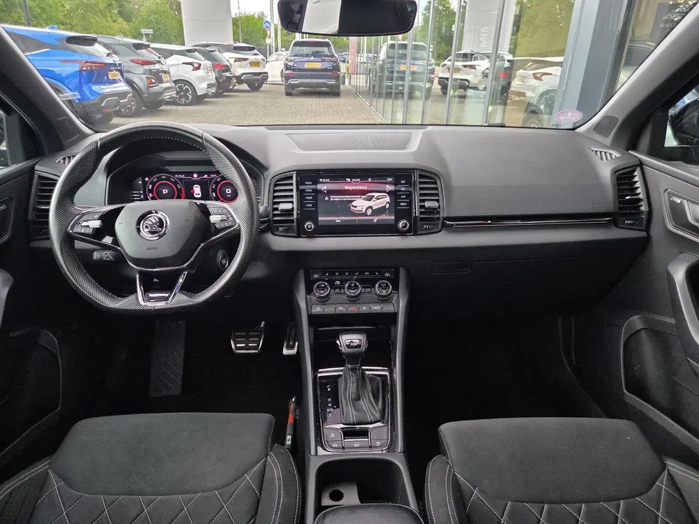 Skoda Karoq 1.5 TSI ACT Sportline Business uit 2021, foto 3