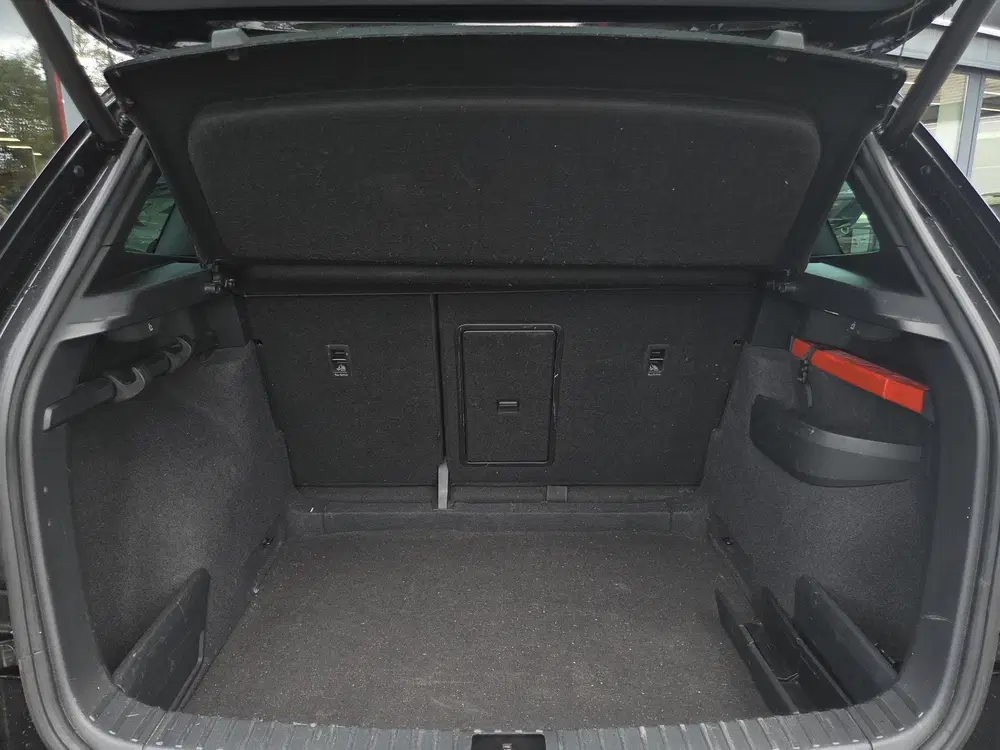 Skoda Karoq 1.5 TSI ACT Sportline Business uit 2021, foto 9