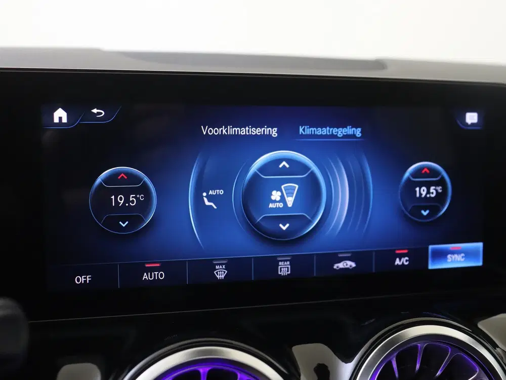 Mercedes-Benz EQA 250 Business Solution AMG 67 kWh uit 2021, foto 18
