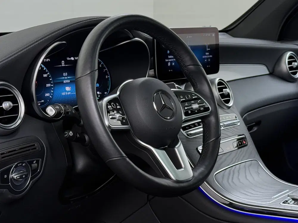 Mercedes-Benz GLC 300e AMG uit 2021, foto 15