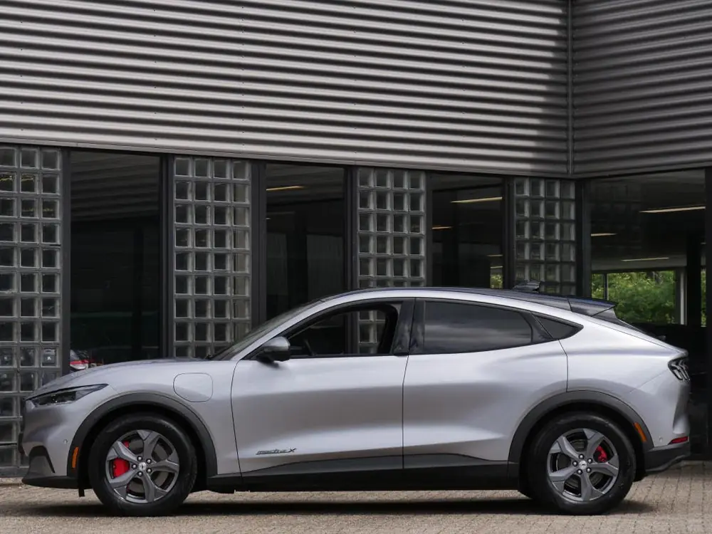 Ford Mustang Mach-E EXTENDED RWD 98kWh/ TECHNOLOGY PACK PLUS uit 2021, foto 3