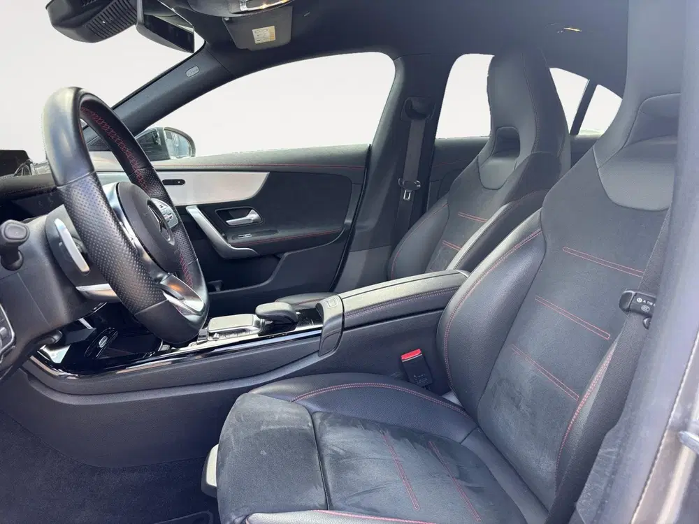 Mercedes-Benz CLA 250 e AMG Line uit 2023, foto 9
