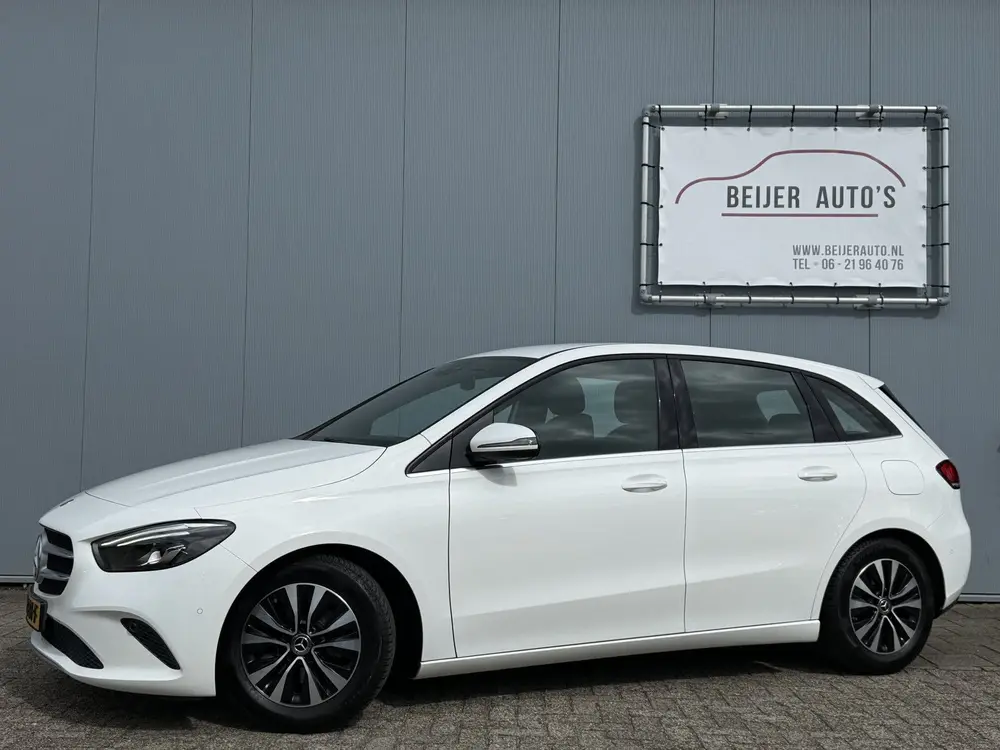 Mercedes-Benz B-Klasse 180 Business Solution Automaat Trekha uit 2019