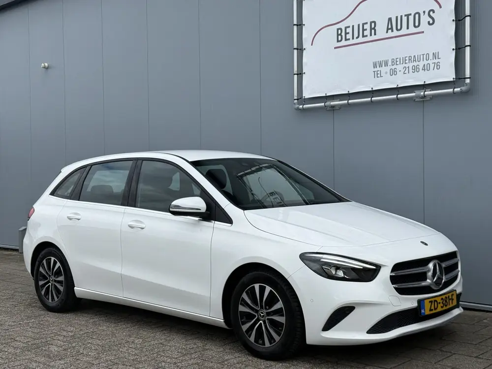 Mercedes-Benz B-Klasse 180 Business Solution Automaat Trekha uit 2019, foto 19