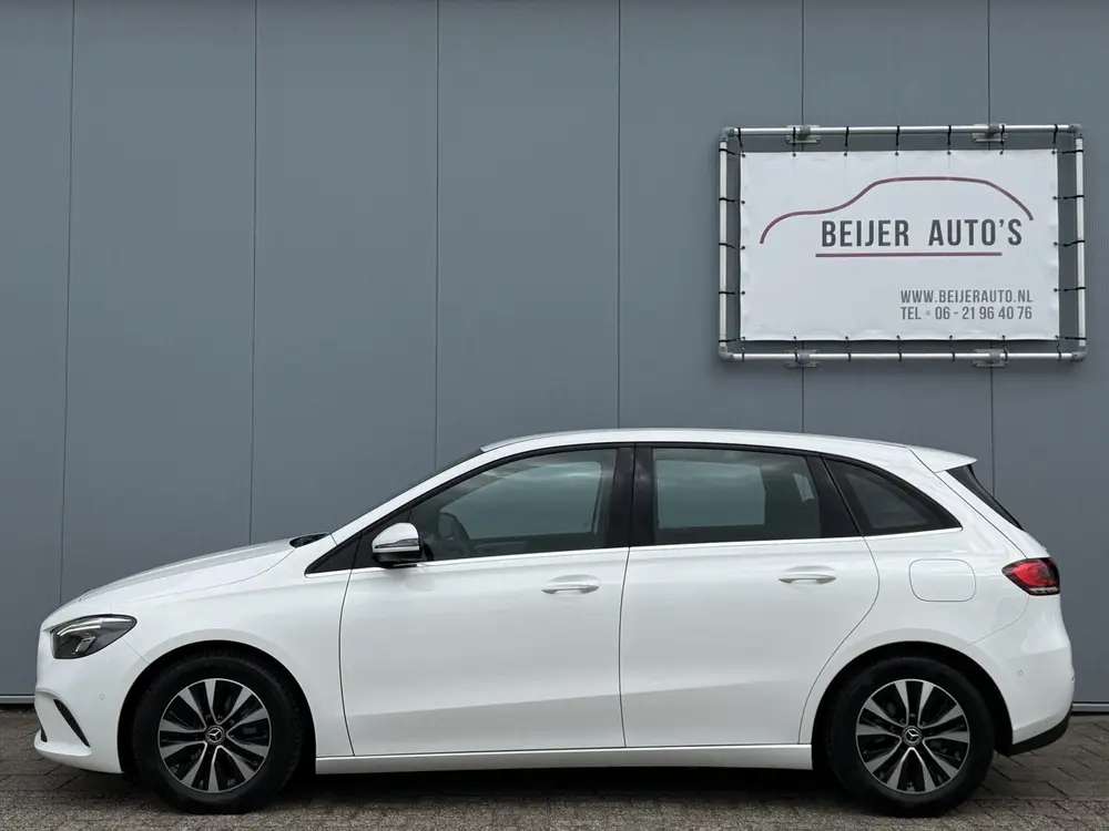 Mercedes-Benz B-Klasse 180 Business Solution Automaat Trekha uit 2019, foto 4