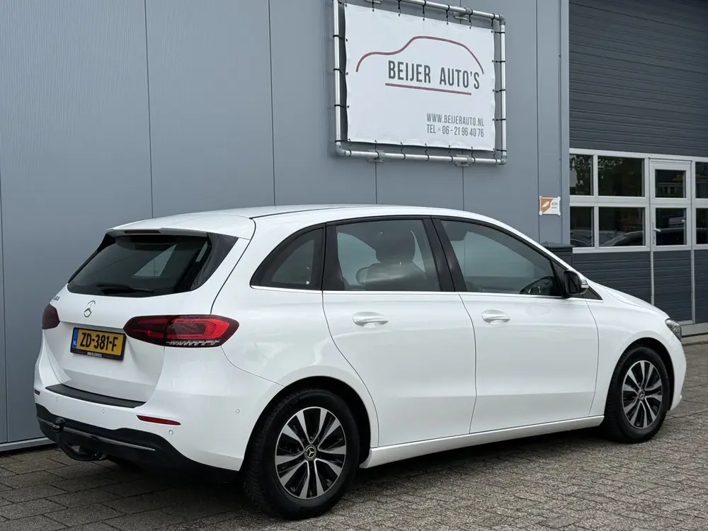 Mercedes-Benz B-Klasse 180 Business Solution Automaat Trekha uit 2019, foto 5