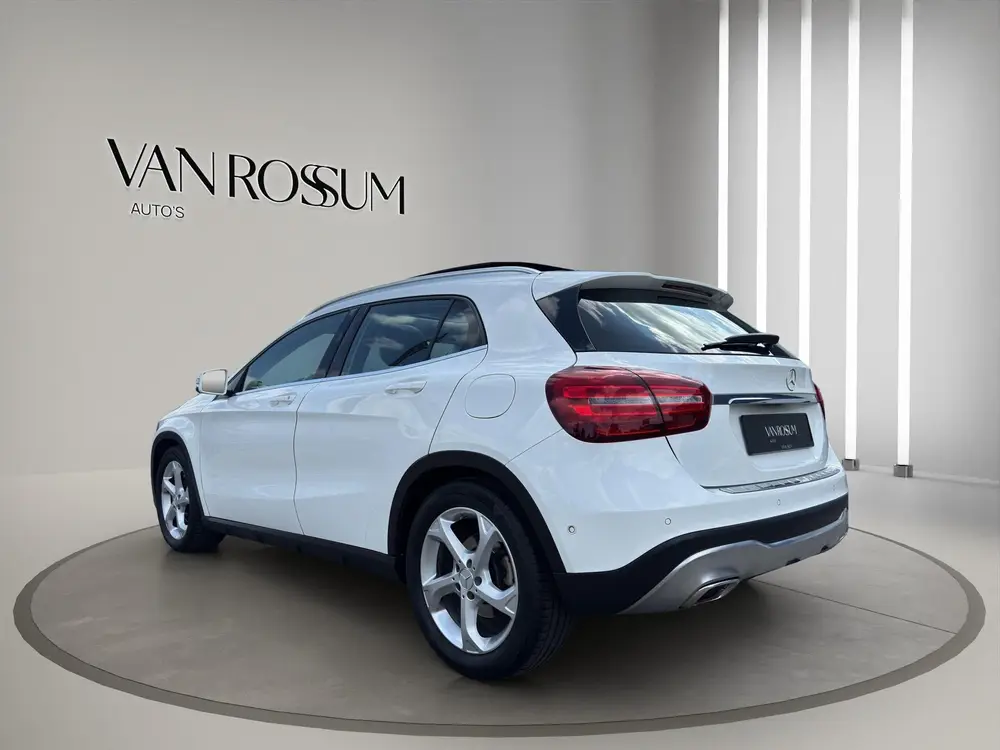 Mercedes-Benz GLA 180 Premium uit 2019, foto 5