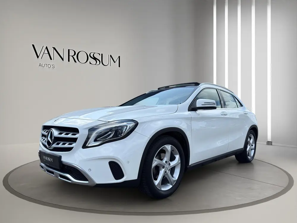 Mercedes-Benz GLA 180 Premium uit 2019, foto 7