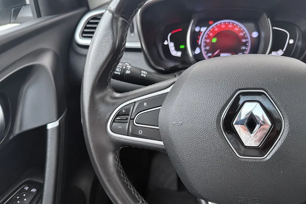 Renault Kadjar 1.3 160 PK Aut Intens Black Style Trekhaak uit 2019, foto 17
