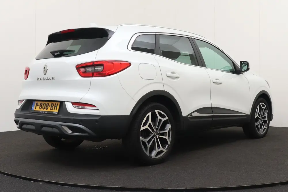 Renault Kadjar 1.3 160 PK Aut Intens Black Style Trekhaak uit 2019, foto 2