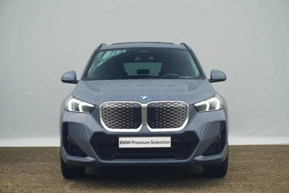 BMW iX1 eDrive20 uit 2026, foto 5
