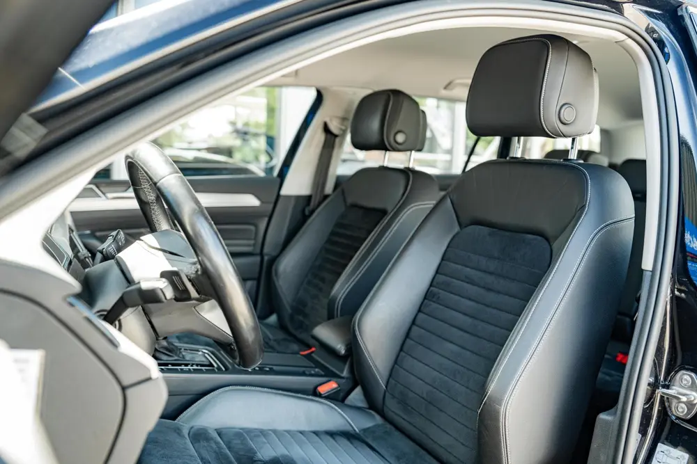 Volkswagen Passat Variant 1.5 TSI Elegance Business R uit 2020, foto 12