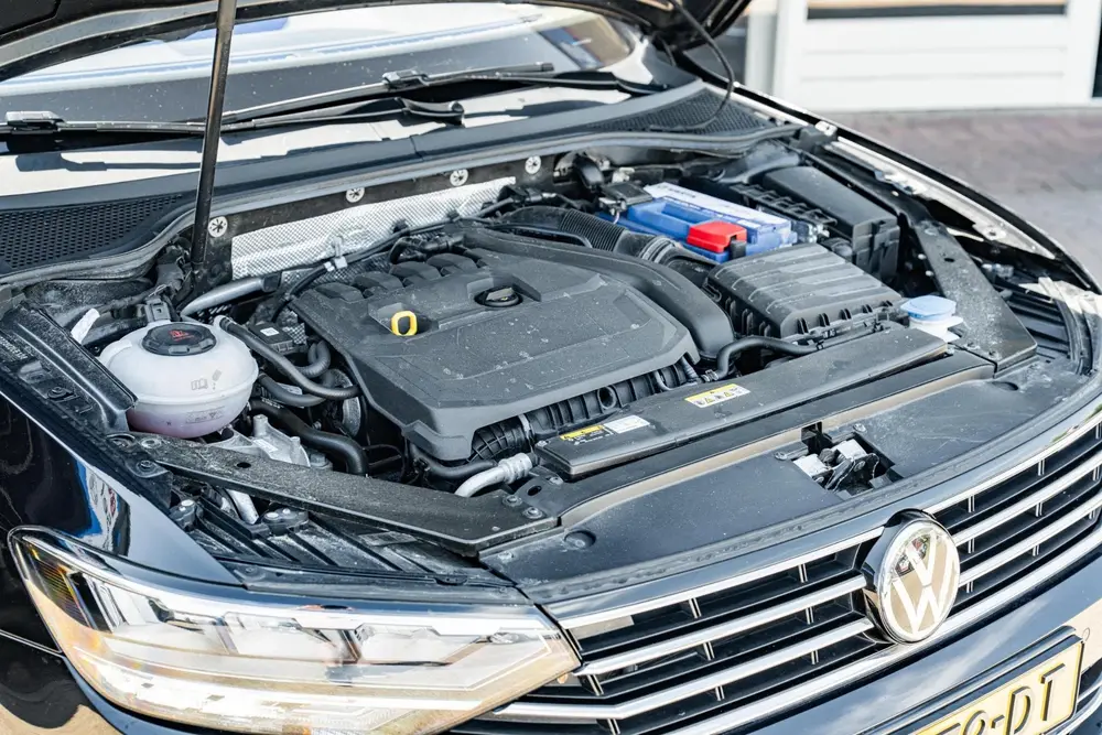 Volkswagen Passat Variant 1.5 TSI Elegance Business R uit 2020, foto 9