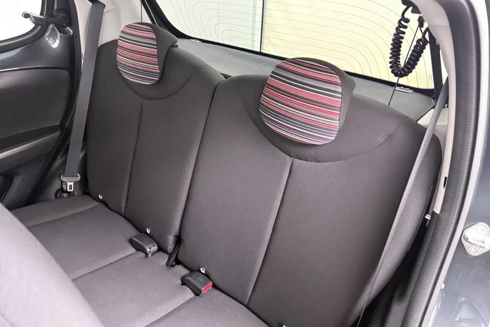 Citroën C1 1.0 VTi Pack Comfort Bluetooth LED DAB uit 2020, foto 11