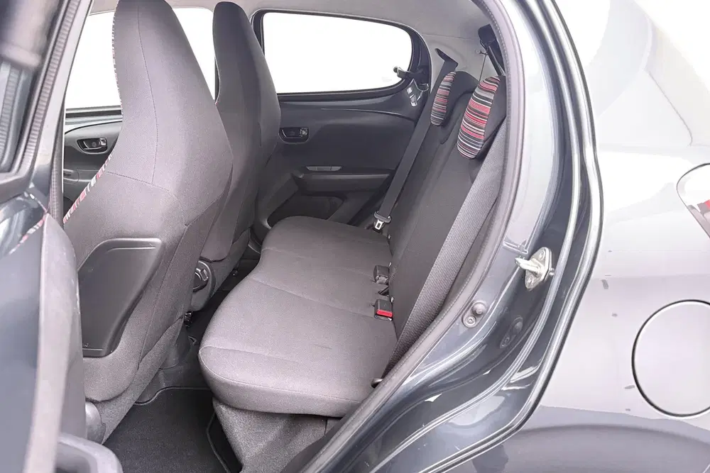 Citroën C1 1.0 VTi Pack Comfort Bluetooth LED DAB uit 2020, foto 12