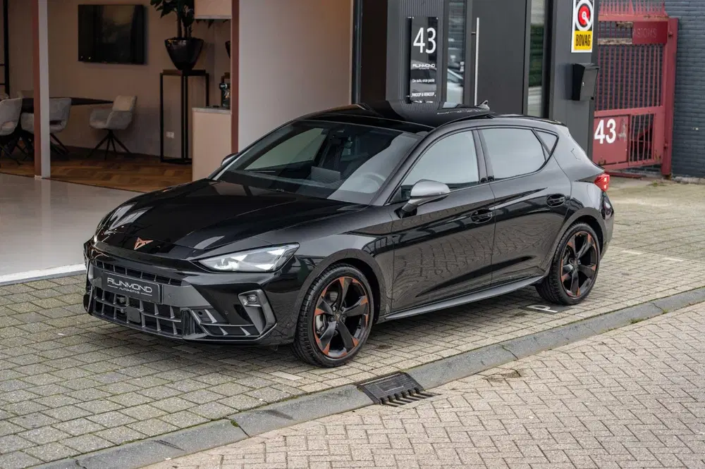 Cupra Leon 1.5 TSI e-Hybrid Business uit 2025, foto 20