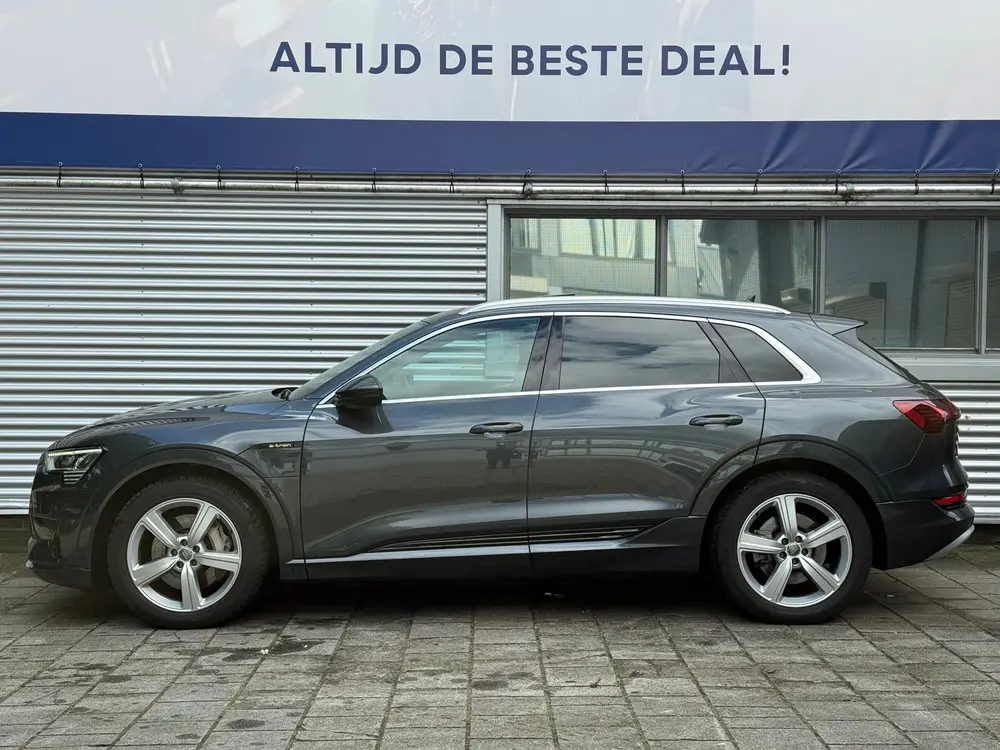 Audi e-tron E-tron 50 quattro Launch edition plus 71 kWh l 8 uit 2019, foto 2