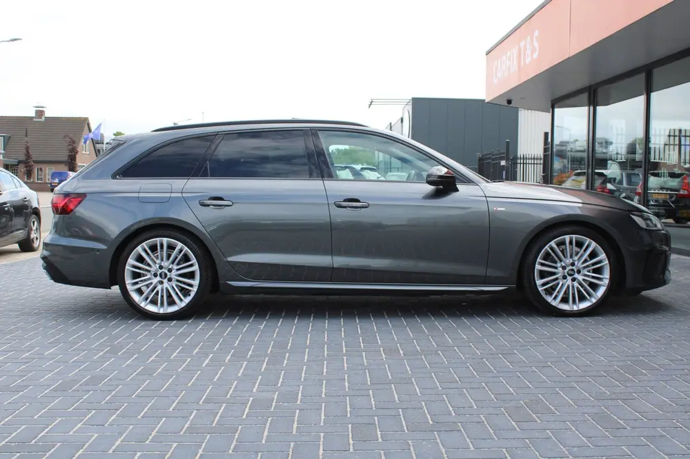 Audi A4 35 TFSI Launch edition Sport uit 2020, foto 9