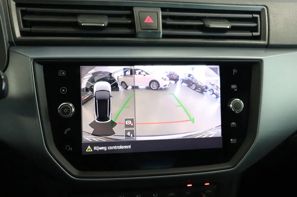 SEAT Arona 1.0 TSI DSG Style Business Intense Automaa uit 2019, foto 18
