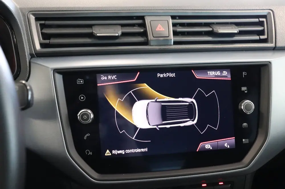 SEAT Arona 1.0 TSI DSG Style Business Intense Automaa uit 2019, foto 19