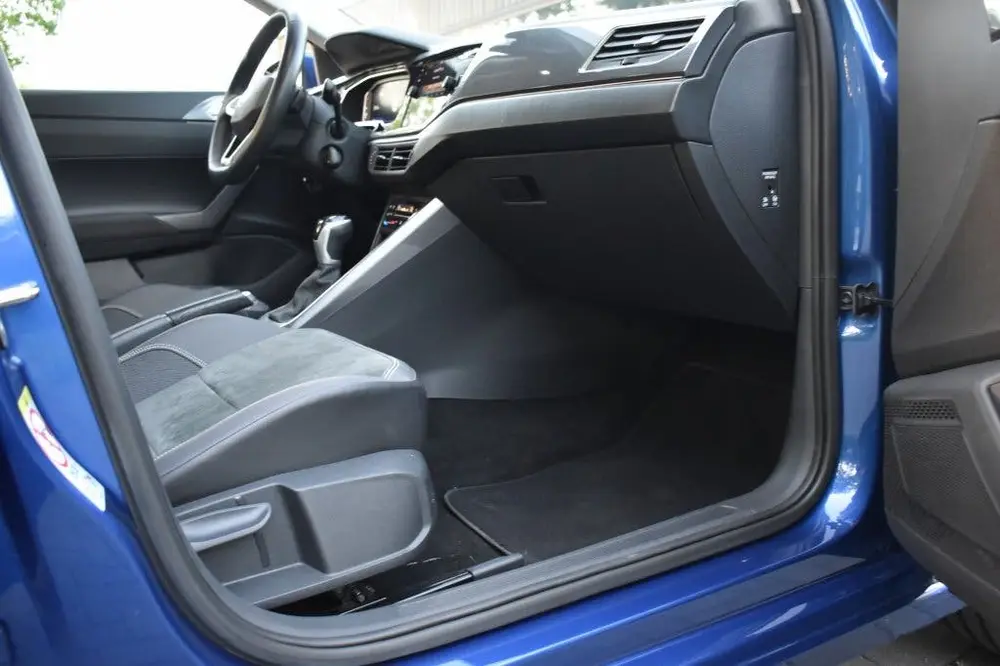Volkswagen Polo 1.0 TSI R-Line Business NAVI CLIMA CARPLAY I uit 2023, foto 19