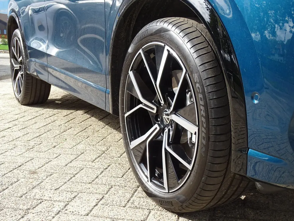 Volkswagen Tiguan 1.5 eHybrid R-Line Edition|Pano|Leder|Trek uit 2024, foto 9