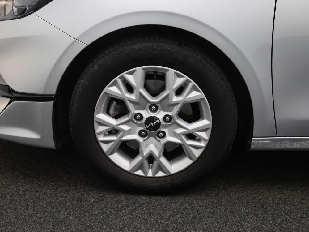Kia Ceed Pulse 1.0 T-GDi 120 MHEV DCT ISG uit 2024, foto 14